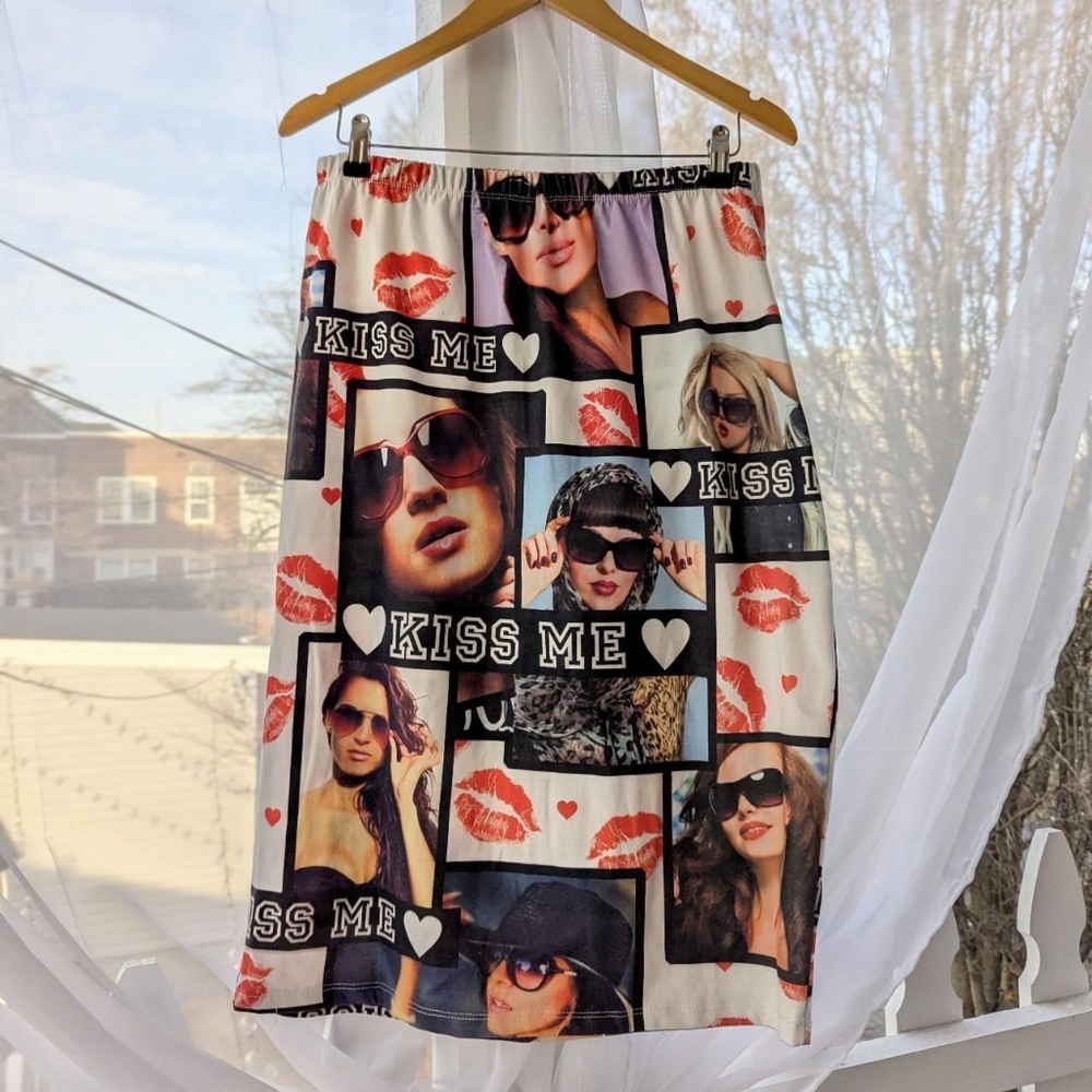 Vintage 90's Cleo Apparel Black, White, & Red Cover Girls In Sunglasses Skirt - Picture 4 of 5